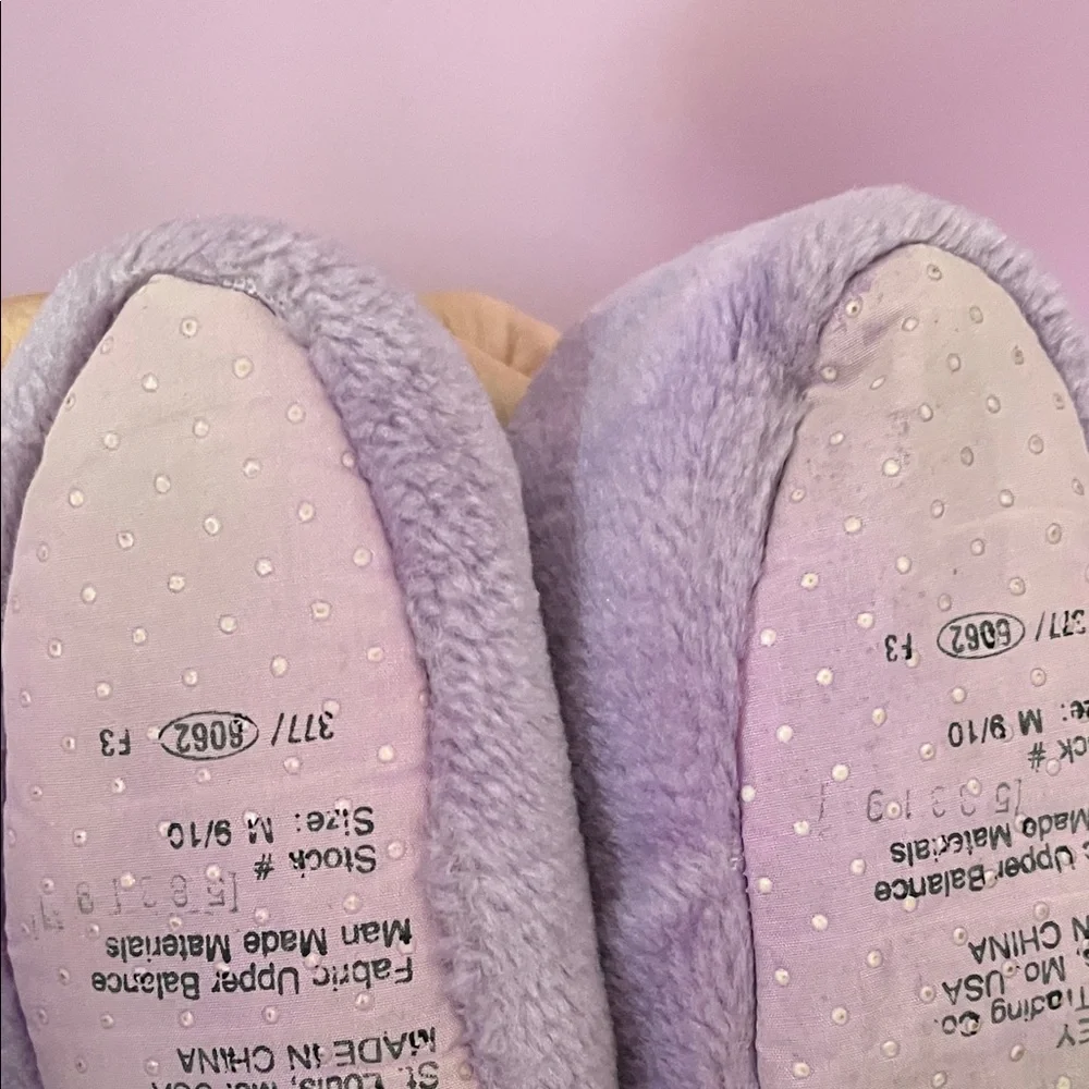 Disney Jasmine Purple and Teal Kids Slippers size 9/10